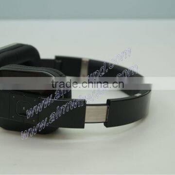 Multi-fuctional bluetooth stereo headphone