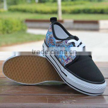 Wholesale Classical Canvas Shoe Woman photo-6