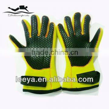 Various size and color neoprene diving gloves