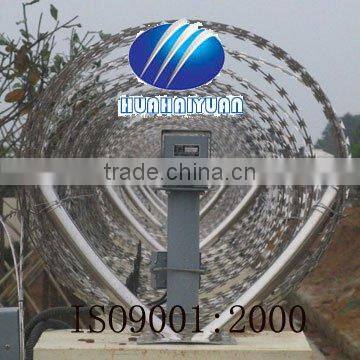 BTO-22 concertina barbed roll, galvanized razor wire BTO-22