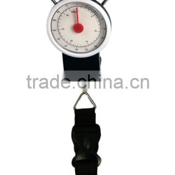 Manual travel luggage scale with strap