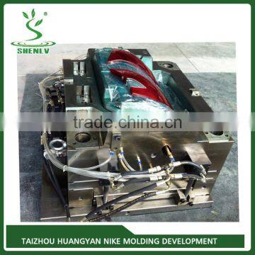 Low price and top consumable high precision automative lighting injection mould