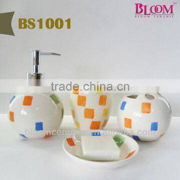 Ceramic white bathroom set