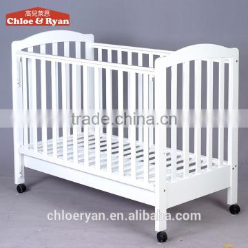 Pine Wood Baby Bed With Adjustable Gate Baby Carriage Crib