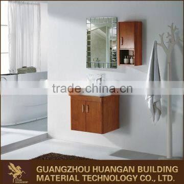 Stylish unframed shower room grooving mirror