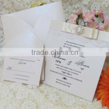 luxurious wedding invitation card