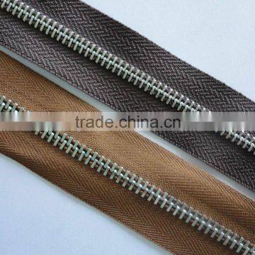 REM0030 Y Teeth Brass Zipper photo-1