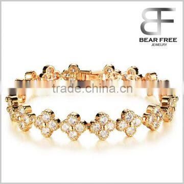 Women's 18K Gold Plated Four Leaf Clover With Cubic Zirconia Charm Bangle Bracelet