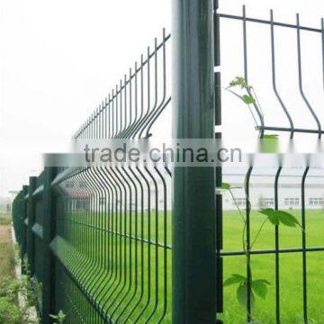 Welded mesh fence 2013