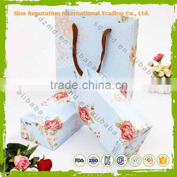 New Design Gift Famous Brand Printed Kraft Paper Bag photo-3
