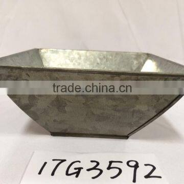 Batch Wholesale Different Types Garden Gnome Metal Flower Pots That Are Slanted photo-3