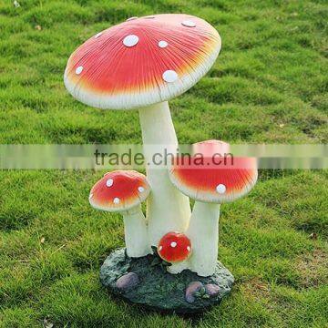 Resin Mushroom Yard Ornament Outdoor Garden Mushroom Statues photo-2