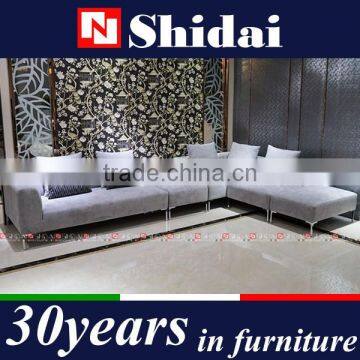 Modern Fabric Corner Sloped Track Arm Gray Sofa With Metal Feet G1125 photo-3