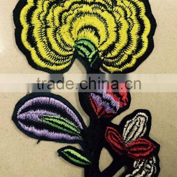 Manufacturer Machine Make Embroidery Flower Applique for Sweater photo-1