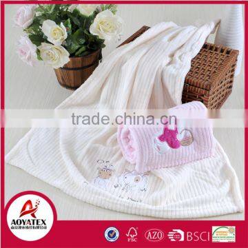 Knitting Animal Patterns Cute Mbroidered Coral Fleece Baby Spanish Blankets photo-2