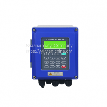 Wall insert type ultrasonic flow meter