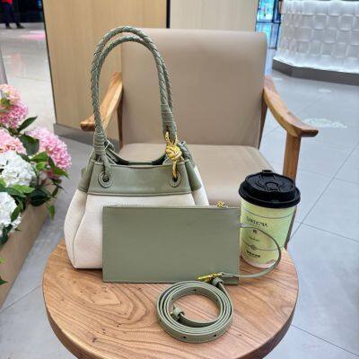 Lafite Splicing Head Layer Chard Basket Bag 2025 New Niche Design French Resort Beach Bag Women's Fashion Hand-held Shoulder Bag photo-3