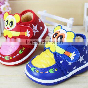 The 2015 Winter Baby Shoes Cartoon Baby Toddler Shoes Plastic Soft Bottom