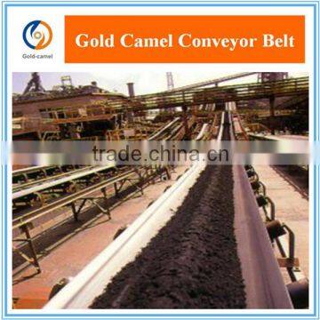 Cotton fiber conveyor belt for material handling