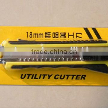 utility knife,Auto retractable utility knife with 3 blades 18mm cutter