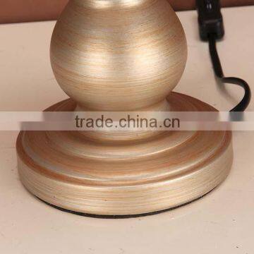 Small Iron Reading Lamp With Linen Shade photo-4