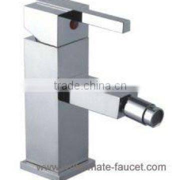 single handle bidet faucet