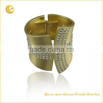 Golden jeweled lady bangle