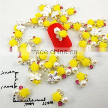 2016 DIY yellow rose and pearls rhinestone 3d nail art charms woman gift