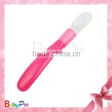 China Manufacturer High Quality Eco-friendly Material Hot Sell Baby Spoon Baby Feeding Silicone Spoons photo-3