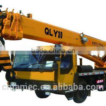 TRUCK CRANE