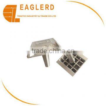 Aluminous cat eye road stud marker