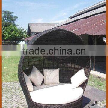 Wicker Outdoor Daybed Rattan Daybed With Cushion