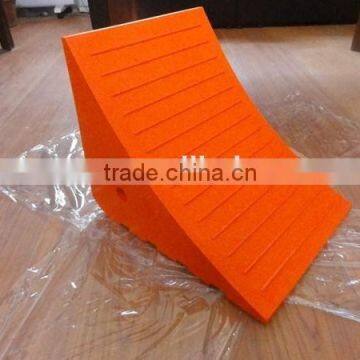 Wheel Chock Chock Block Chinese PU Products 1.7kgs