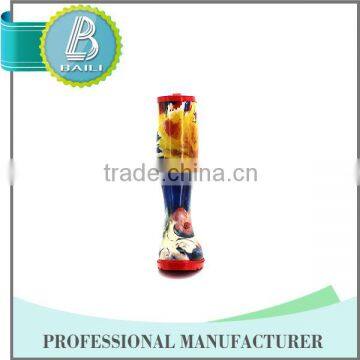 MADE IN CHINA CUSTOMISED DESIGNS RAIN RUBBER WELLINGTONS photo-2