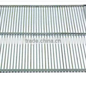 Galvanized durable metal queen excluder for beekeeping equipment