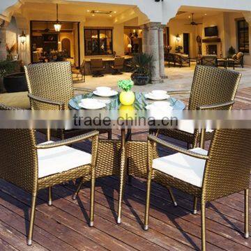 Gold Garden Rattan Big Leisure Table, Plastic Garden Table