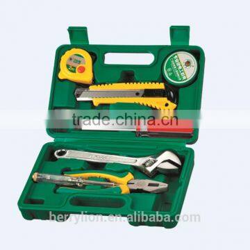 Berrylion hot sell 8pcs Tool Set Household Toolset with ABS tool box