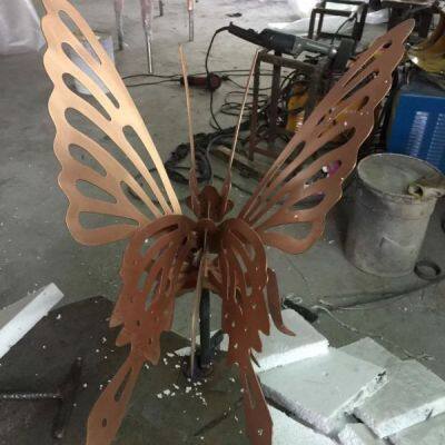 Modern Customized Bronze Creative Sculpture Butterfly Crafts Metal Outdoor Sculpture photo-2