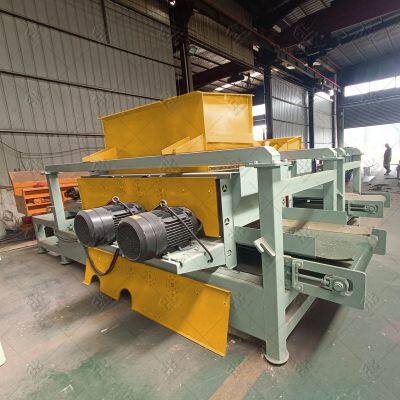 Poultry Bedding Wood Shaving Sawdust Crushing Making Machine
