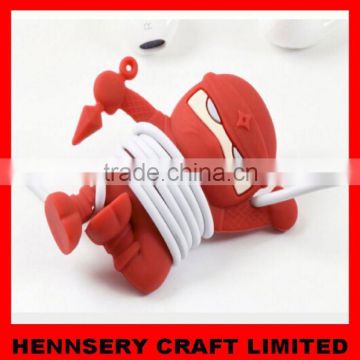 customized shape and logo soft pvc rubber fish style silicone headphones cable winder