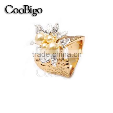 Fashion Jewelry Zinc Alloy Flower Ring Imitation Pearl Ladies Wedding Party Show Gift Dresses Apparel Promotion Accessories