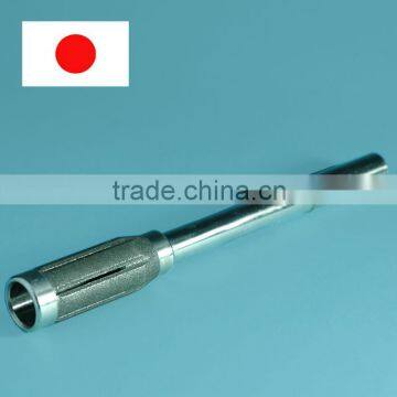 TAKEZAWA's DIAMOND and CBN REAMER are single pass honing, and those are used for iron honing.