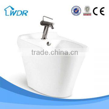 Porcelain bathroom sanitary ware healthy bidet