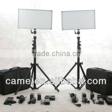 Batteries+Bi-color 2pcs 876LED Video Light+Free Bag