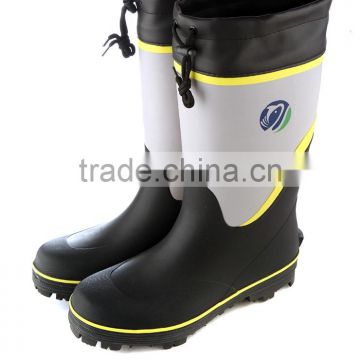 custom made for Japanese buyer equipped with nails on outsole rubber fishing boot