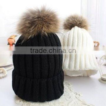 Hot sell real raccoon fur fur pom poms for hat