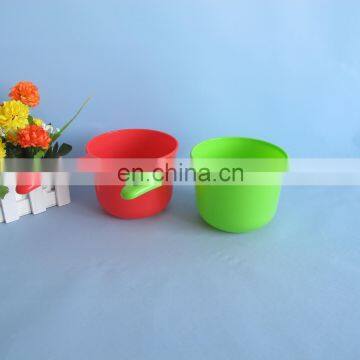 2014 new product plastic small water ladle