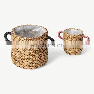 Hot Sale Set of 2 Natural Water Hyacinth Planter with Handle Handwoven Storage Basket Cheap Wholesale