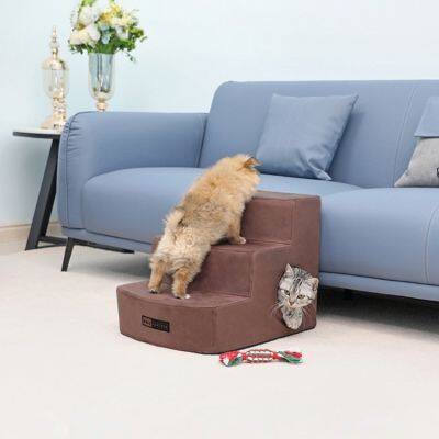 Three-tiered pet ladder