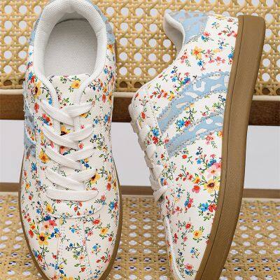 Racing Red Fresh Floral Print Color Block Detail Lace Up Shoes Coffee Faux Suede Leopard Color Block Patchwork Sneakers Women Skateboard Trainner photo-2